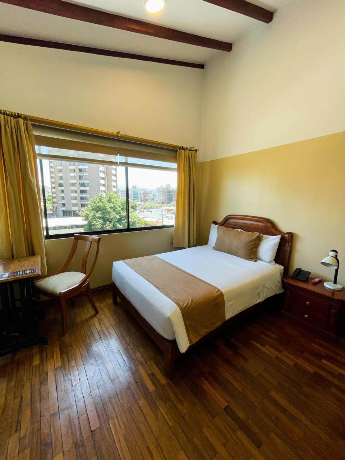 Hotel Carolina Montecarlo Quito Eksteriør billede