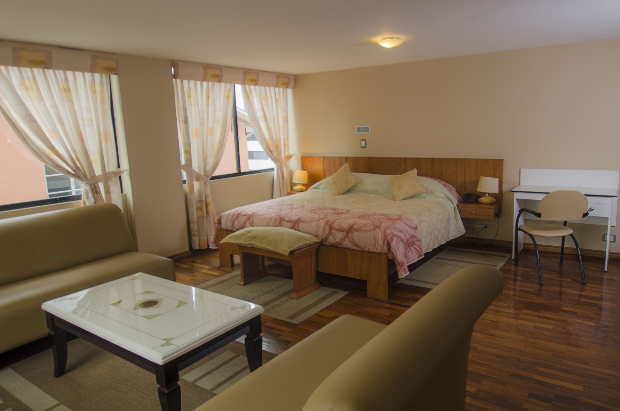Hotel Carolina Montecarlo Quito Eksteriør billede